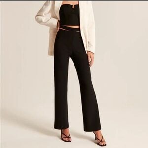 Abercrombie & Fitch Cut Out Hip High Rise Wide Leg Trouser Pants in Black Size M